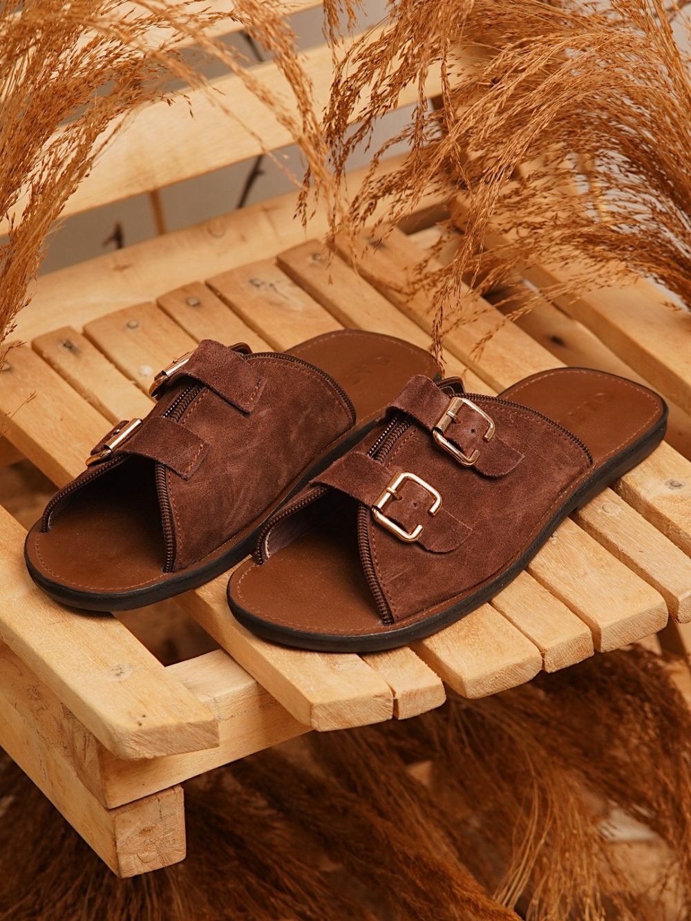 Ije Deep Brown Slides